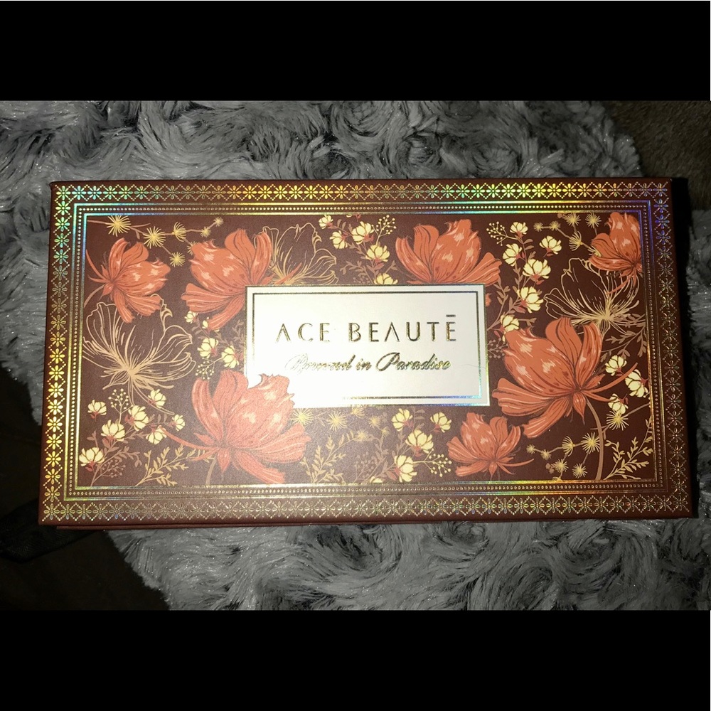 Bronzed In Paradise Palette